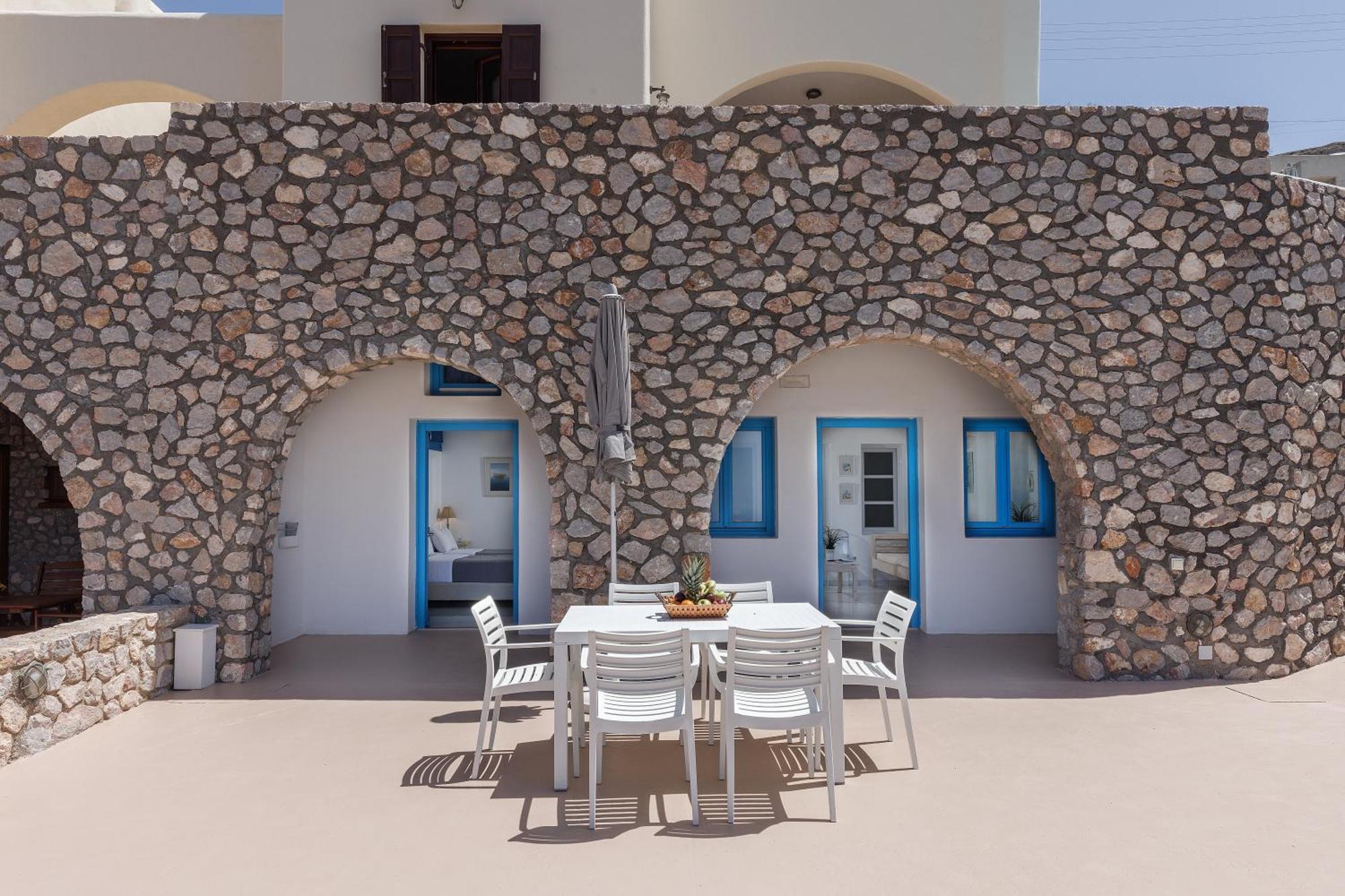 Pýrgos Zatrikion Santorini Villas מראה חיצוני תמונה