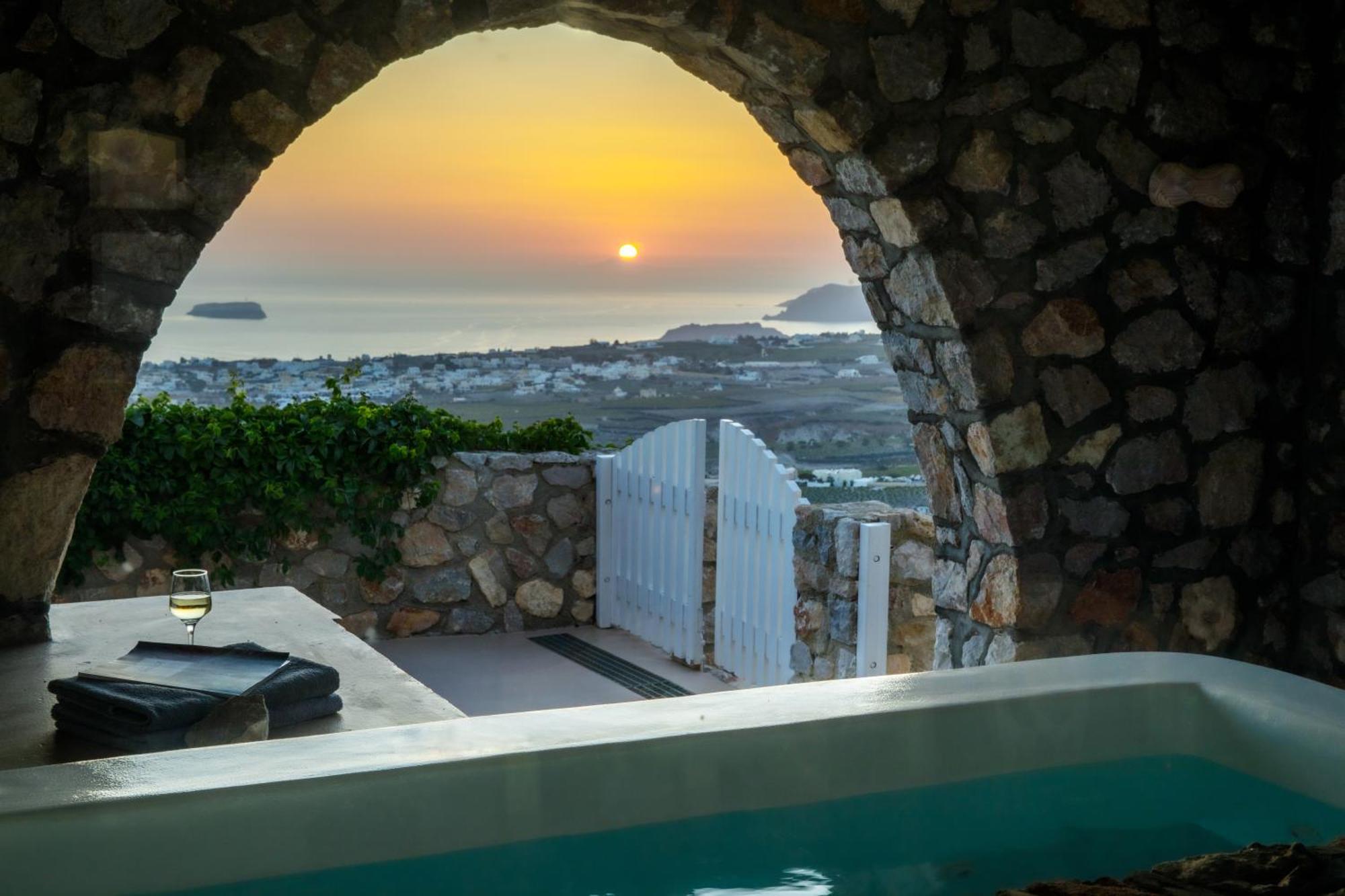 Pýrgos Zatrikion Santorini Villas מראה חיצוני תמונה